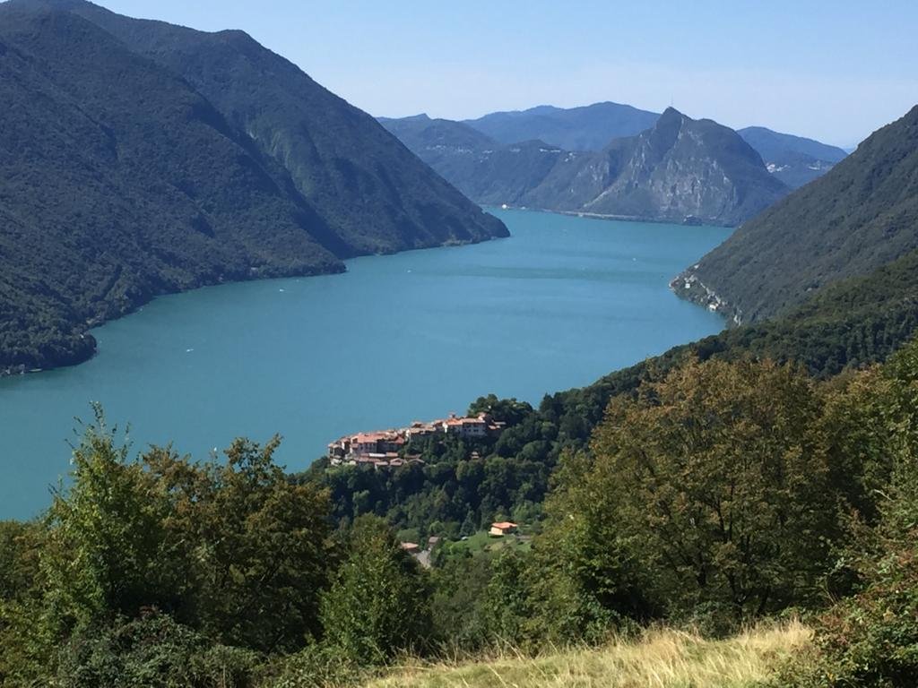 Forre e formazioni rocciose nella Foresta Valsolda