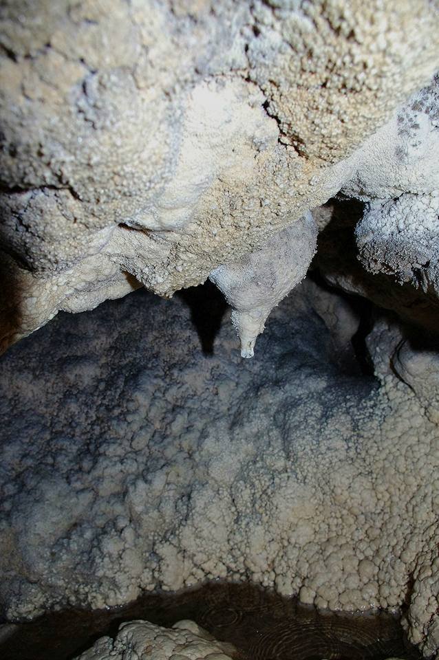 Cascata Santa Giulia sotterranea - Grotte di Rescia