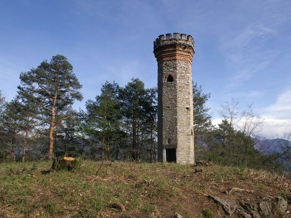 Veduta del Monte Bregagno dal Parco Valsanagra