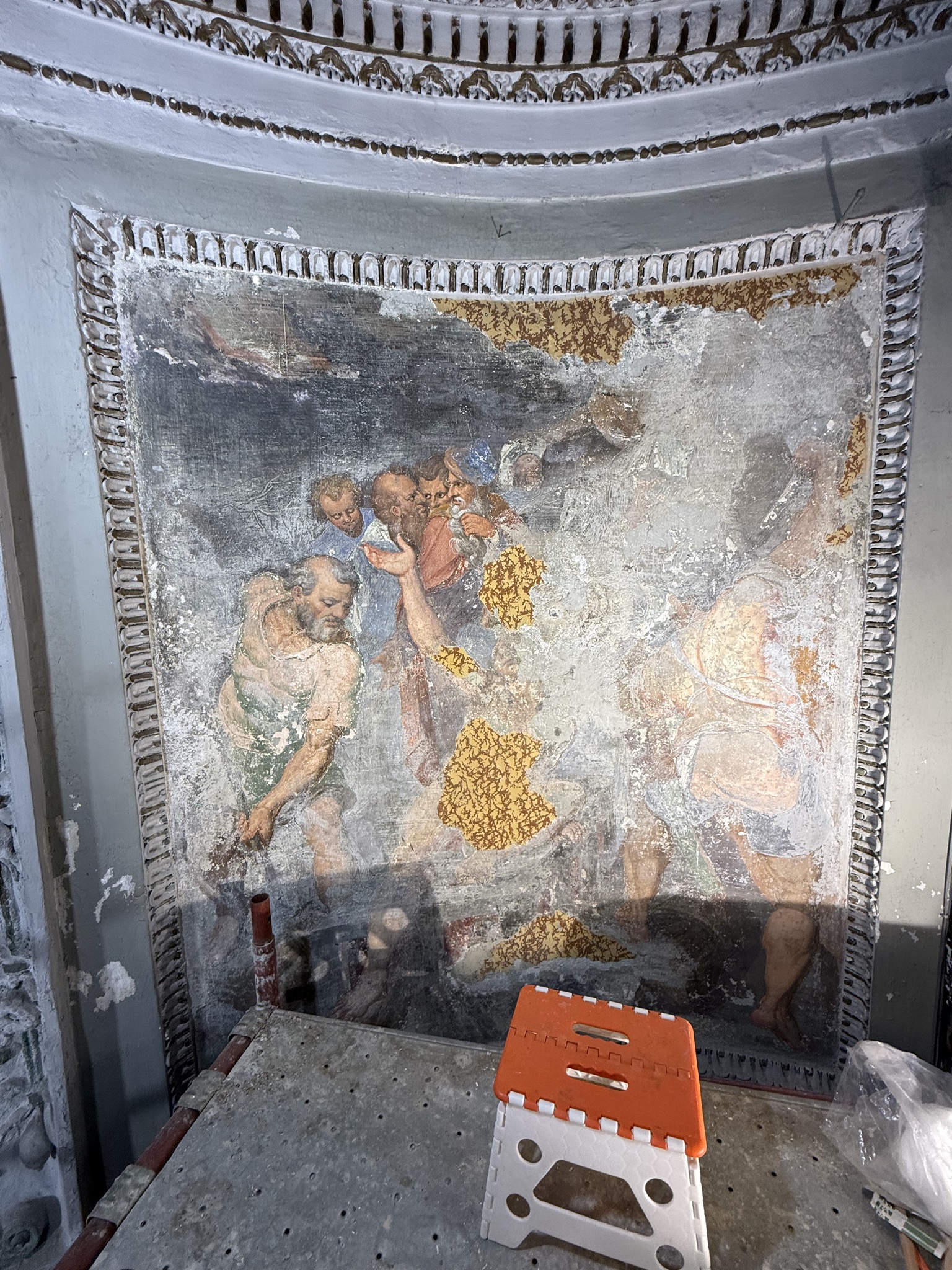 Riquadro destro intero del martirio di San Vincenzo sulla graticola, affresco di Pellegrino Tibaldi nella Chiesa di San Vincenzo Martire a Claino